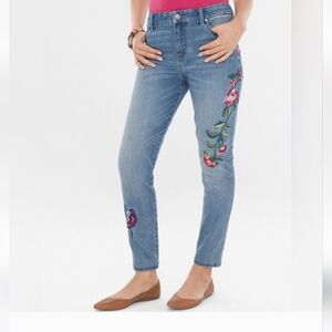 Chico's Girlfriend Slim Leg Ankle Jeans Floral Embroidery Light Wash Sz 2 Tall